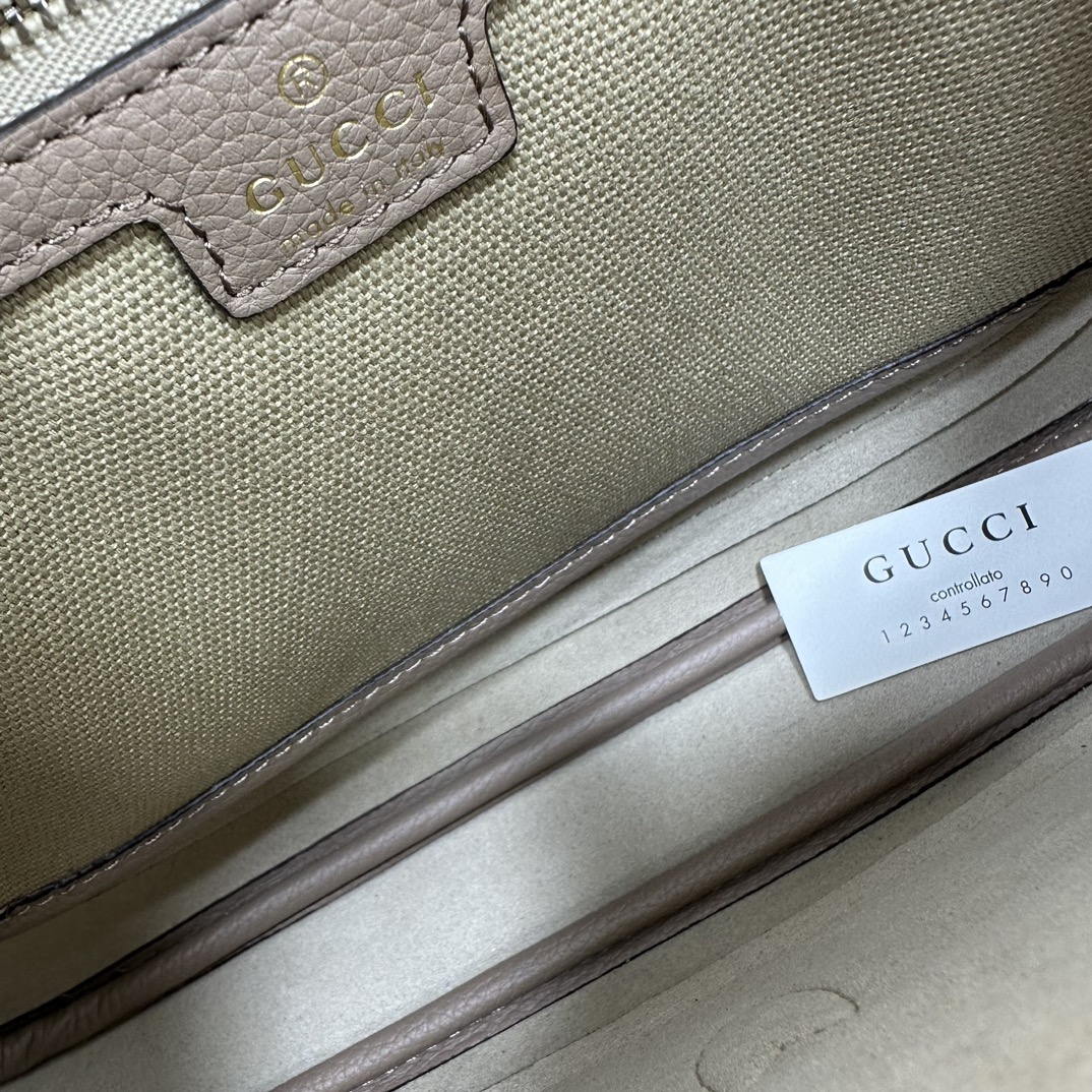 Gucci Hobo Bags